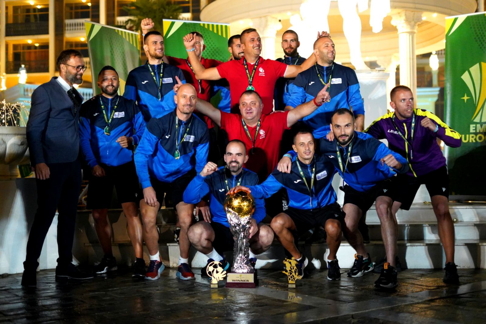 Dadi gradnja šampion
