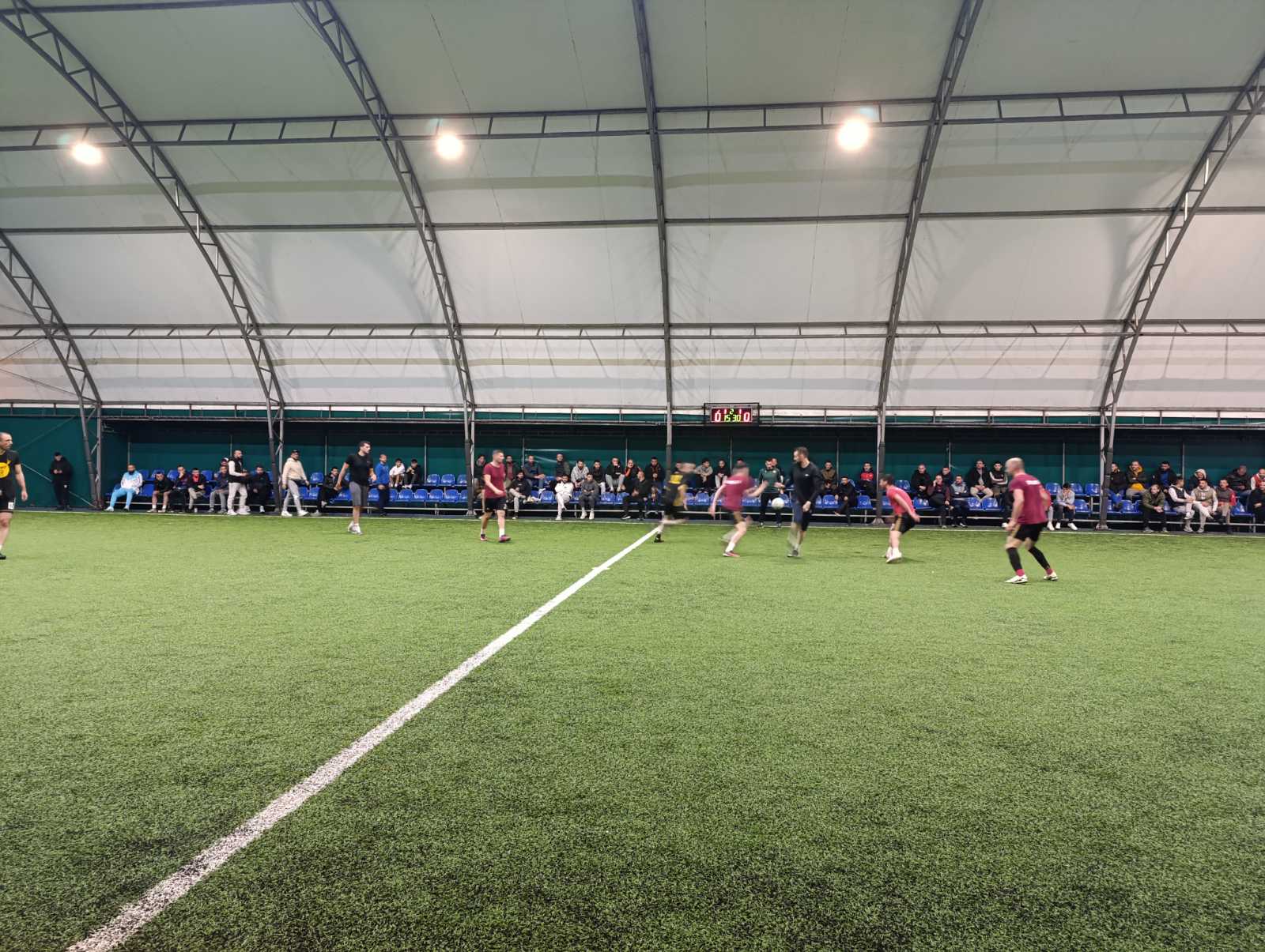 Odigrani su prvi mečevi 1/4 finala.
